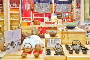 從書齋到田野，以創(chuàng)意點(diǎn)亮希望 湖大師生十年扶貧路結(jié)出文藝碩果